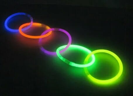 100 barras luminosas, pulseras fluorescentes multicolores de 20 cm con  conectores para hacer collare YONGSHENG 9024715876782