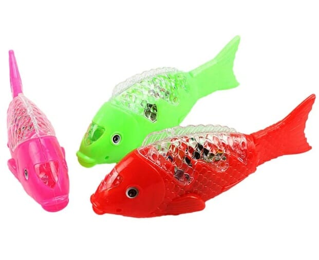 Pescado con luz led, variedad de colores