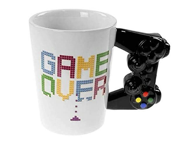 Taza ceramica game over control remoto