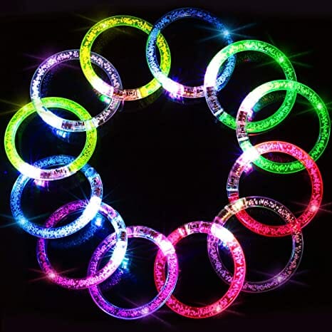 Fiestas.ec - Para tu fiesta tipo led contamos con estas hermosas pulseras  de neón fluorescentes, vienen en paquetes de varios colores. TODO PARA  CELEBRAR 🎉 🎈🎉 ALMACENES FIESTAS 📍Boyacá 1520 y Aguirre