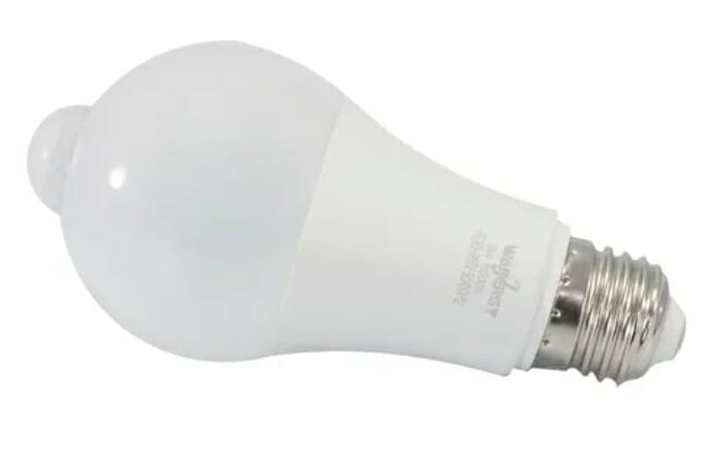 Lámpara led tipo plafón redondo wanergy para sobreponer con sensor de  movimiento y consumo de 18 watts / 412367