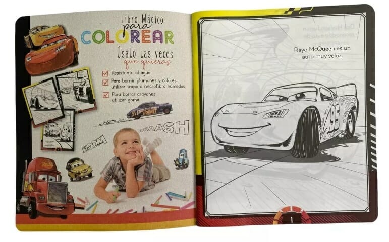 Libro mágico para colorear con diseño de cars